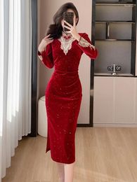 Robes décontractées Élégant Rouge Noir Parti Velours Robe Moulante Femmes Col Mandarin Doré Broderie Robes Femme Shinny Cheongsam