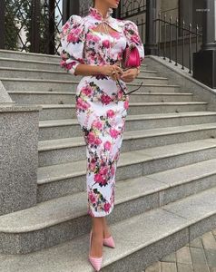 Casual Jurken Elegante Stijl Voor Vrouwen 2024 Lente Zomer Bladerdeeg Mouw Bloemenprint Ruche Zoom Uitsparing Gebonden Detail Kokerjurk