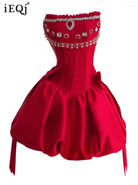 Robes décontractées élégant mariage de mariage rouge gonflé pour les femmes bandage d'arc épissé high taille mini robe 2024 vêtements 3WQ7715