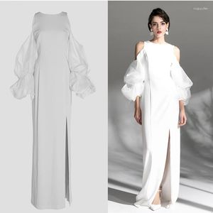 Robes décontractées élégant blanc soirée 2023 hors de l'épaule bouffante manches longues Satin côté fente a-ligne bal fête mariage femmes