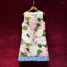 Vestidos casuales Ropa de mujer europea y americana Primavera 2024 Sin mangas Cuello redondo Hortensia Jacquard Pesado Nail Bead Vestido de moda