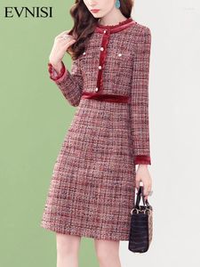 Robes décontractées Evnisi Vintage Tweed Robe diamants d'hiver Ruffle Wine élégant Plaid en laine en laine en laine de laine 2024 automne