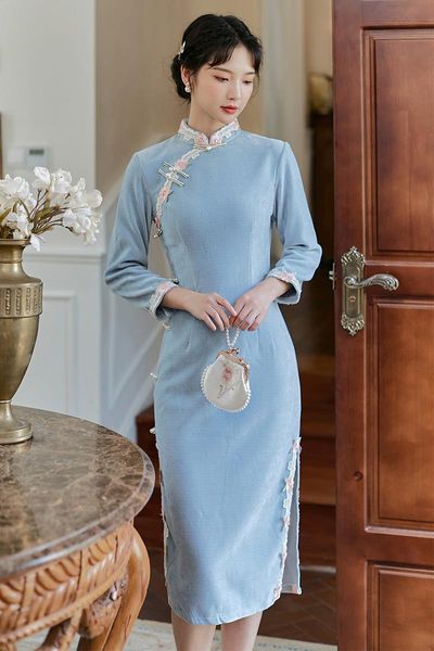 Vestidos casuales FAIRY Blue Elegant Cheongsam Primavera Verano Vestido 2023 Bordado Vintage Stand Collar Estilo chino Split FemaleCasual