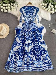 Robes décontractées mode bleu et blanc porcelaine Miyake robe plissée