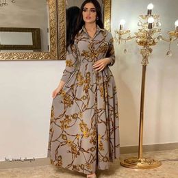 Robes décontractées Mode française élégante pour femmes été rétro imprimé musulman Dubaï Abaya revers simple boutonnage à manches longues robe de chemise 800