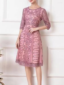 Casual jurken mode runway herfst lente jurk vrouwen roze rood hoge kwaliteit borduurwerk pailletten bloemen dames feest midi