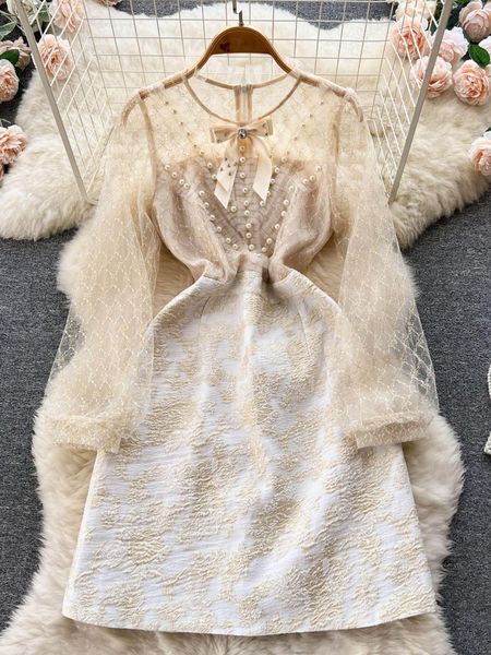 Robes décontractées Mode Piste Designer Vintage Robe De Soirée Femmes Perlé Broderie Maille À Manches Longues Diamant Arc Fleur Jacquard Mini