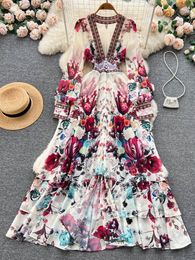 Casual jurken Fashion Runway prachtige bloem chiffon trapsgewijze ruches jurk vrouwen diep v nek lange mouw bloemenprint boho robe Vestido 230509