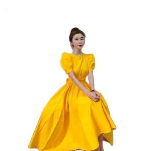 Casual jurken mode zomerjurk voor dames geel halflange retro pofmouwen kleine taille dun en fris a-lijn maxi-jurk 230323