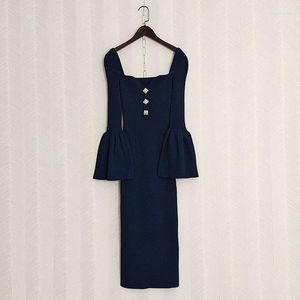 Casual jurken mode vrouwen gebreide elastische lange vierkante kraag flare mouw marineblauw slanke elegante schede jurk kleding