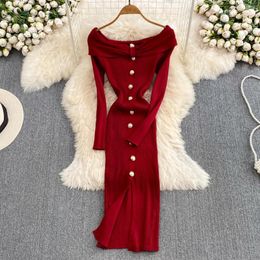 Casual jurken modieuze elegante herfst winter met lange mouw uit schoudertrui jurk sexy vrouwen met een enkele borsten rode kintd bodem