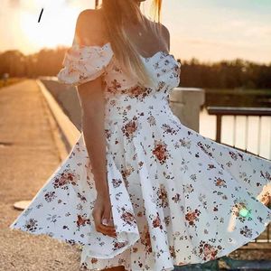 Casual jurken bloemenprint witte jurk dames korte puff mouw zip mini zon jurk elegante zomer laag gesneden kraag open rug bloemen korte rok g230311