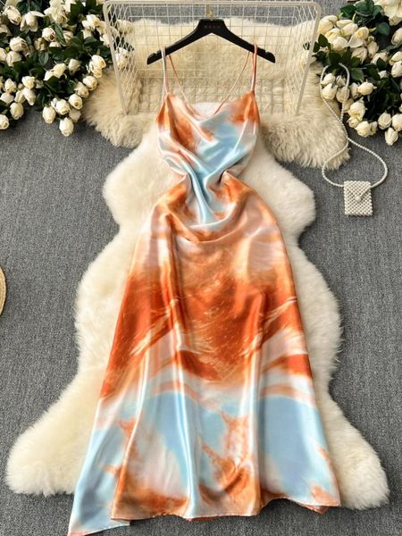 Robes décontractées mousse mousse d'été Fashion Romantique Tie Dye Print Soids Robe Femme Sexy Swinging Neck Sans manches minces Satin en ligne