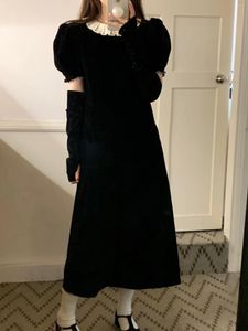 Casual jurken Frankrijk Elegant o-neck fluwelen y2k jurk vrouwen winter Koreaanse chique zwarte feestvestidos met oversleeve Autum A-Line Robe