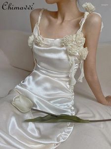 Robes décontractées Robe de sangle en satin rose française pour femmes 2024 Design de mode d'été Tempérament Slim Fit Fairy Fairy Long