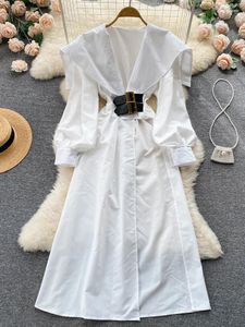 Casual jurken Franse vintage lange jurk voor vrouwen V-hals slanke onregelmatige vork mode temperament A-lijn streetwear