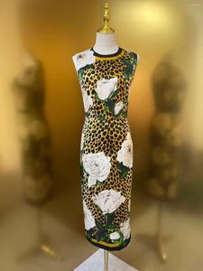Robes décontractées Fyion haute qualité 2023 été femmes mode piste haut vacances Midi imprimé léopard robe dames mince soie