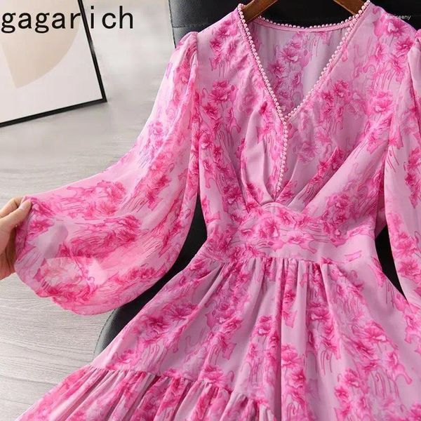 Vestidos casuales Gagarich Floral Printting Linterna Manga Vestido 2024 Verano Mujeres Temperamento Nail Bead V-Cuello Gasa Cintura Alta Largo