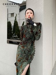 Vestidos casuales Gaun Cheongsam Bodycon Bunga Hijau Vintage CHEERART Qipao Celah Tinggi Wanita Midi Lengan Panjang Pakaian Moda 230328