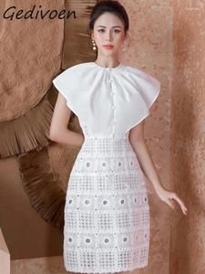 Casual jurken Gedivoen herfst modeontwerper wit elegant vestjurk dames vlindermouwen knop kant applicaties slank a-lijn lang