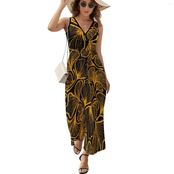 Robes décontractées Ginkgo Biloba Robe Feuilles Jaunes Imprimer Moderne Maxi V Cou Design Boho Plage Longue Mode Coréenne Surdimensionné Robe