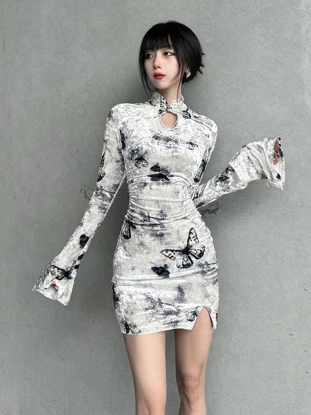 Robes décontractées H Accueil Vêtements pour femmes européennes et américaines Papillon chinois minceur imprimé mince velours robe moulante rétro fente femmes
