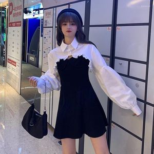 Casual jurken Hepburn-stijl pak mini-jurk vrouwelijke zomer herfst Koreaanse versie retro wit shirt jagering rok mode tweedelige set