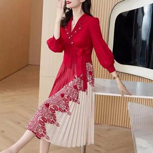 Casual jurken High End Spring Geplooide middele lengte jurk mode 2024 pak kraag temperament afslanken dameskleding bedrukt gewaad Z4976