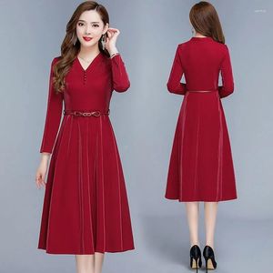 Robes décontractées robe de haute qualité femmes 2023 automne couverture ventre est mince tempérament couleur Pure à lacets vin rouge