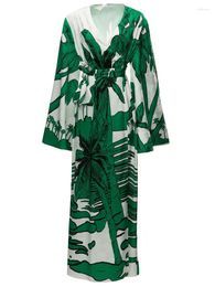 Robes décontractées de haute qualité Summer Dames Designer Fashion V-Neck Imprimé Loose Chic Beach Holiday Rison Bohemian Green Super Maxi Robe