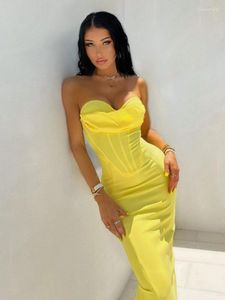 Casual Jurken Hoge Kwaliteit Gele Kleur Vrouwen Sexy Strapless Bodycon Halverwege de kuit Bandage Jurk Verjaardagsfeestje Homecoming Vieren