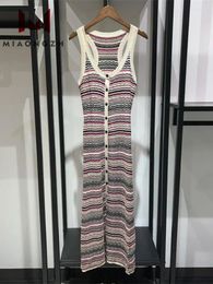 Robes décontractées creux robes de vacances d'été rayées pour femmes V Coun contraste en tricot vestidos dames élégants luxe vintage 24