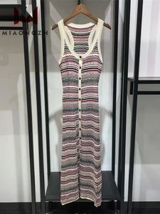 Casual jurken Hollow Out Striped Summer Holiday Dress For Women V Neck Contrast Knitted Vestidos Ladies Elegant Luxury Vintage 24