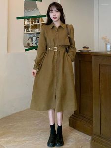 Casual jurken Houzhou vintage elegante jurk voor vrouwen corduroy herfst winter lange mouw riem draai kraag mode Koreaanse mode