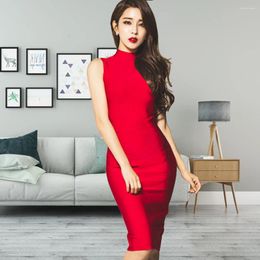 Casual jurken HQBORY RAYON Women Midden-Length Bandage Dress Mouwloze kwaliteit Bodycon Party Elegant Office Lady High Neck Vestidos