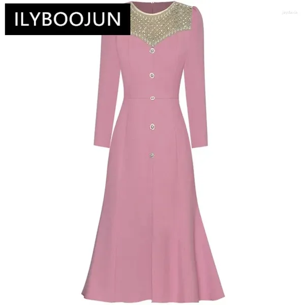 Robes décontractées Ilyboojun Summer Fashion Designer Pink Vintage Party Robe Women's O Neck Diamond Perking Bouton