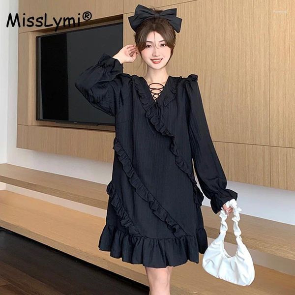 Robes décontractées robe noire japonaise grande taille Vêtements pour femmes automne 2024 de style français en V-col