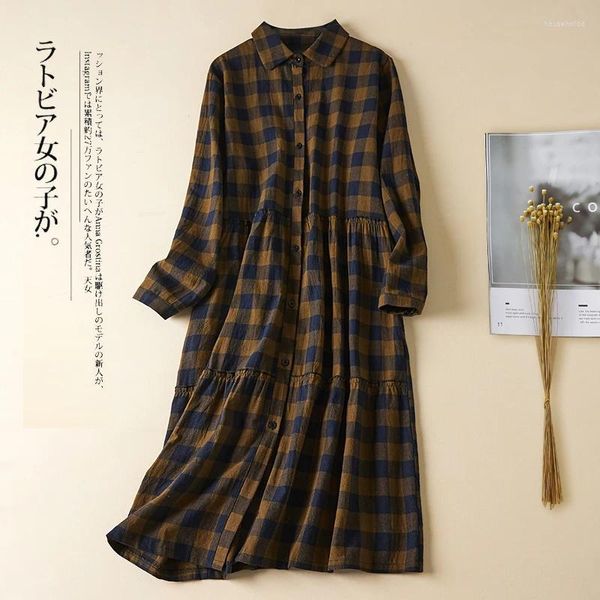Robes décontractées Style japonais Coton Lin Simple Boutonnage Vintage Automne Plaid Blouse Robe Lady Travail Mode Femmes Printemps