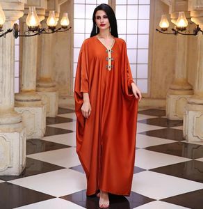Robes décontractées KE LA Burn Orange Gold Edge Satin Drill Loose Bat Sleeve Cape Oversize Maxi Long Dress Pour Femmes