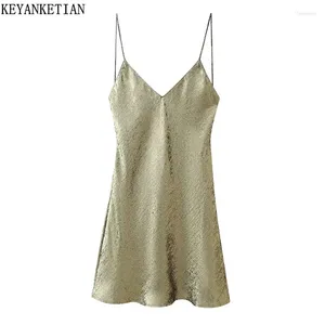 Casual jurken keyanketian lancering dames metallic sling jurk mode sexy veter zonder rugloze slanke zoete mini rok glanzende verjaardag