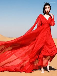 Robes Décontractées Khalee Yose Vintage Chic Boho Rouge Maxi Robe Col En V À Manches Longues Femmes Sexy Dames Volants Vacances Plage Vestidos 23XXXL