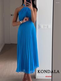 Robes décontractées KONDALA Sexy Chic Bleu Femmes Robe Solide Creux Out Dos Nu Pli Halter Longue Fête Mode 2023 Robes d'été