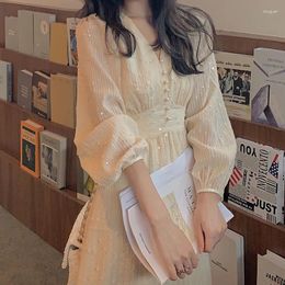 Casual jurken Koreaanse stijl pailletten feestjurk vintage Franse bladerdeeg Midi dames met lange mouwen elegante v-hals sprookje bruiloft gewaad 20586