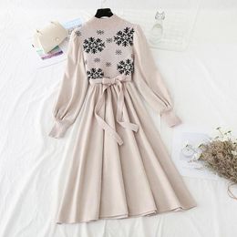 Casual Kleider Koreanische Vintage Puff Hülse Gestrickte Kleid Frau Herbst Winter 2022 Mode A-linie Schlanke Druck Bodenbildung Elegante Vestidos