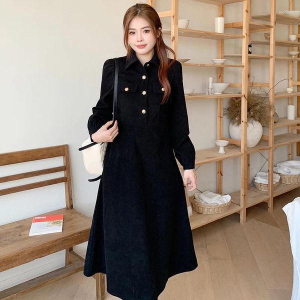 Robes décontractées coréen vintage épaissis les dames en vrac noire d'automne hiver à manches longues en velours côtelet