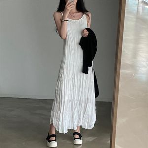 Casual jurken Koreaanse vintage damesjurk zomer chic zwart wit zoet geplooide spaghetti eenvoudige elegante mouwloos strand p294