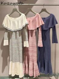 Abiti casual Kuzuwata Slash Neck Manica svasata Ruffles Spalla Senza spalline Sirena Abiti Giappone Maglia Slim Fit Stripe Femme Robe