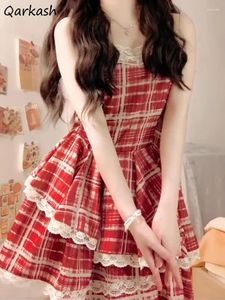 Casual jurken kanten mini rode jurk vrouwen y2k plaid a-line humor meisjes kawaii kleren mode mode Franse esthetiek vintage Harajuku onregelmatig