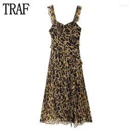 Robes décontractées Leopard Print Slip Robe femme Ruffle Midi pour femmes Summer Backless Long mousseline sexy Soirée