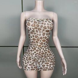 Casual jurken Leopard Drukken Strapless Sexy Sheath Zie Mini Dress Evening Party Performance Performance Bar Nightclub Stage Wear